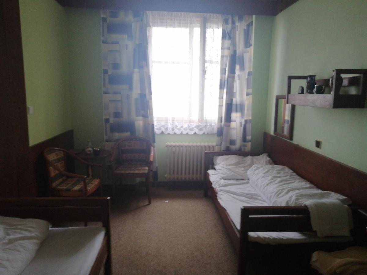 Hotel Vetrov วีโซเก นาด ยิเซโรว์ ภายนอก รูปภาพ